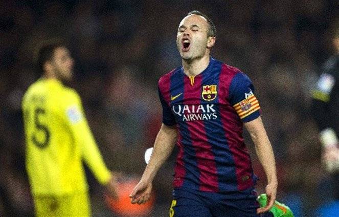 إنييستا يحدد أفضل خليفة لإنريكي في تدريب برشلونة
