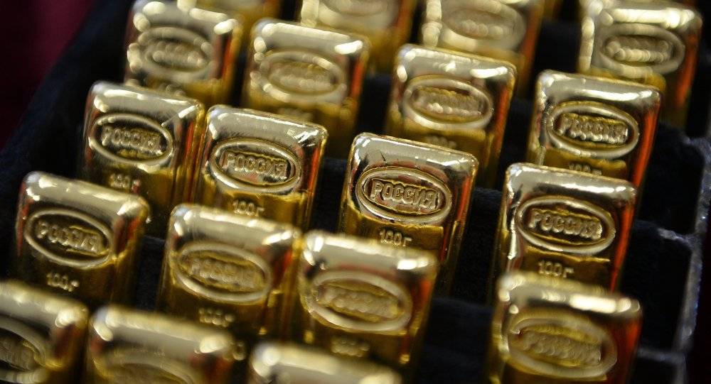سياسات ترامب تصعد بالذهب لأعلى مستوى في 3 أسابيع