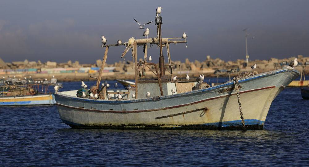 البحرية الإسرائيلية تعتقل اثنين من الصيادين في غزة