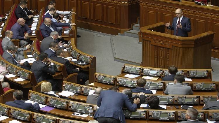 كييف تطالب بمنح أوكرانيا وضع حليف لواشنطن خارج الناتو