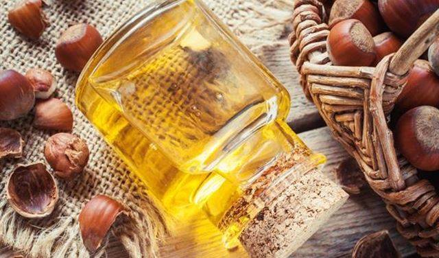 الفوائد الجمالية لـ"زيت البندق" للشعر والبشرة
