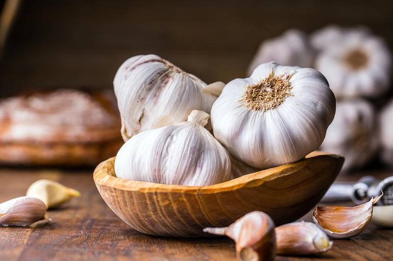 فوائد الثوم للبشرة