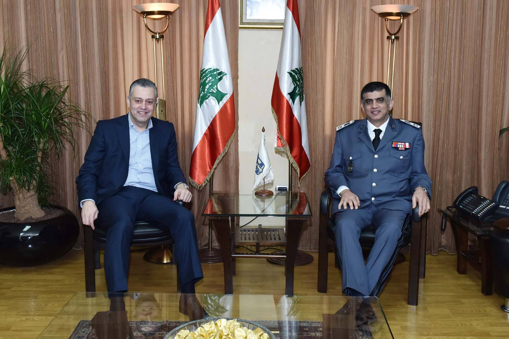 عثمان عرض مع حبيش الأوضاع