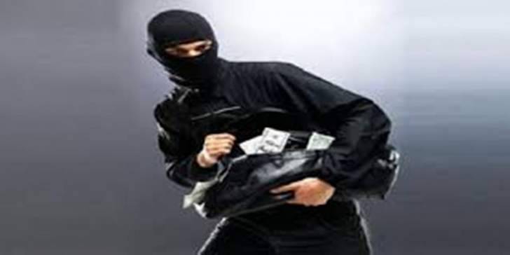 مجهولون أقدموا على سلب مواطن مبلغ مليون ليرة لبنانية في نبحا
