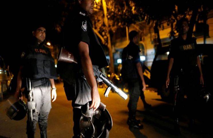 انتحاري يفجر نفسه قرب المطار الدولي في بنغلادش