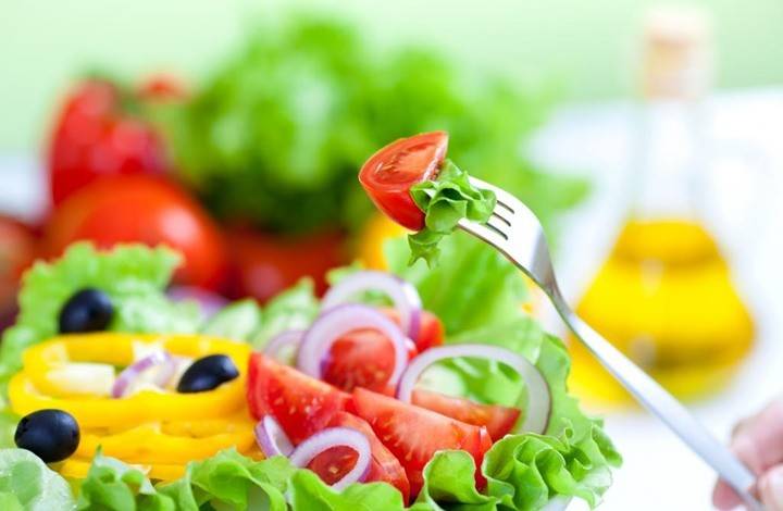 10 عناصر غذائية يسبب نقصها الكثير من الأمراض.. تعرف إليها