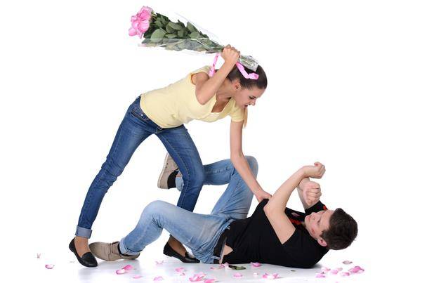 للغيرة الزوجية فوائد.. تعرفي عليها!
