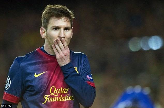 الفيفا: ايقاف الارجنتيني ليونيل ميسي لاربع مباريات دولية بداية من لقاء بوليفيا اليوم مع تغريمه 10 الاف فرنك سويسري