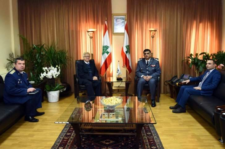 اللواء عثمان يستقبل زاسبيكين