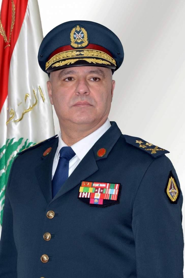 شقير وصافي هنآ بتكليف من جنبلاط جوزف عون بتوليه قيادة الجيش