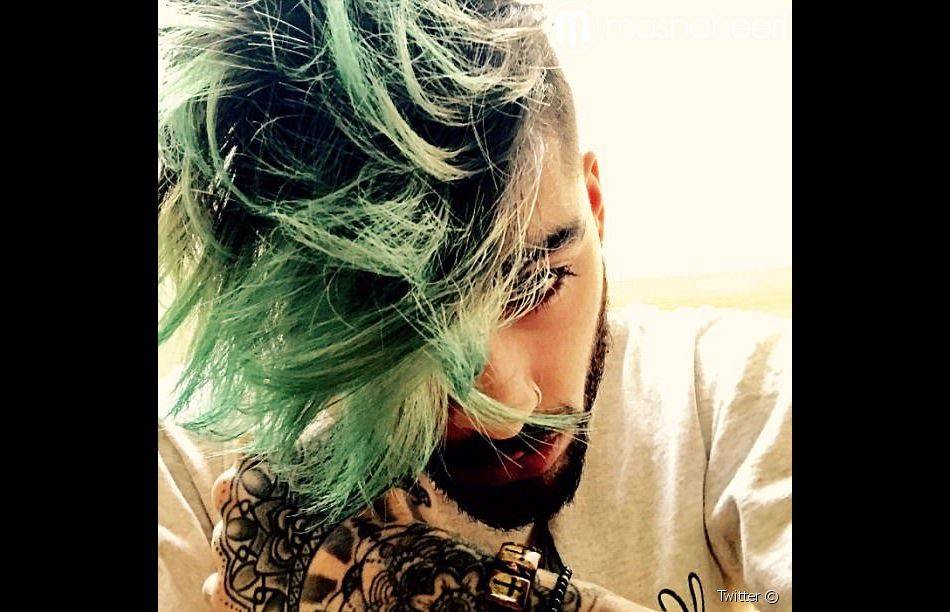 Zayn Malik في لوك شعر غريب يصدم جمهوره بالصورة