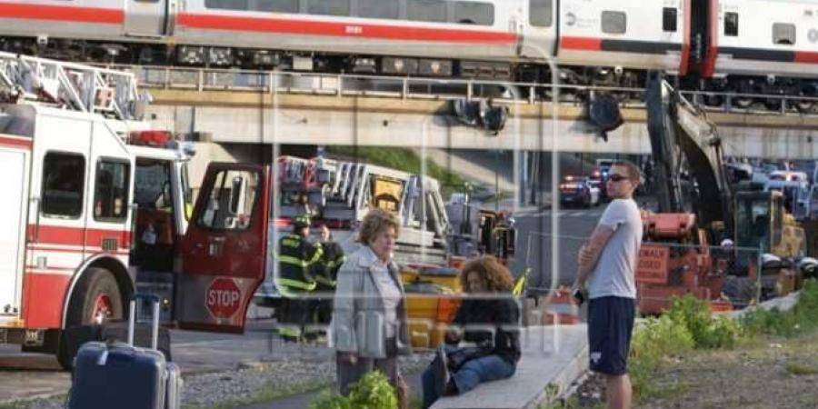 مقتل 12 شخصا جراء حادث تصادم بين حافلة كنسية وشاحنة في ولاية تكساس الأميركية