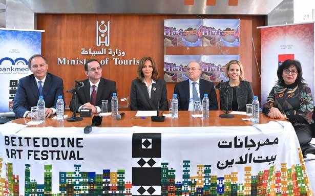 إطلاق مهرجانات بيت الدين بحضور كيدانيان والخوري
نورا جنبلاط : أتمنى ألاّ يكون هذا الصيف آخر موسم
لتستسلم أمام أعباء ماليّة باهظة وانعدام الرؤية