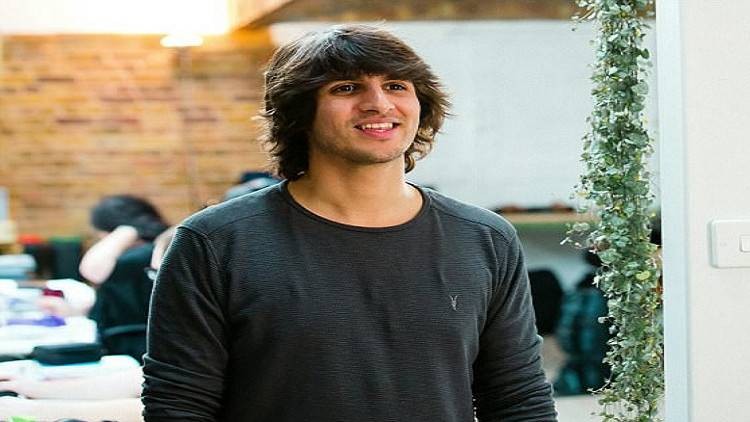 "ياسر" حصد 125 مليون دولار بعمر الـ21 عامًا.. اليكم قصته