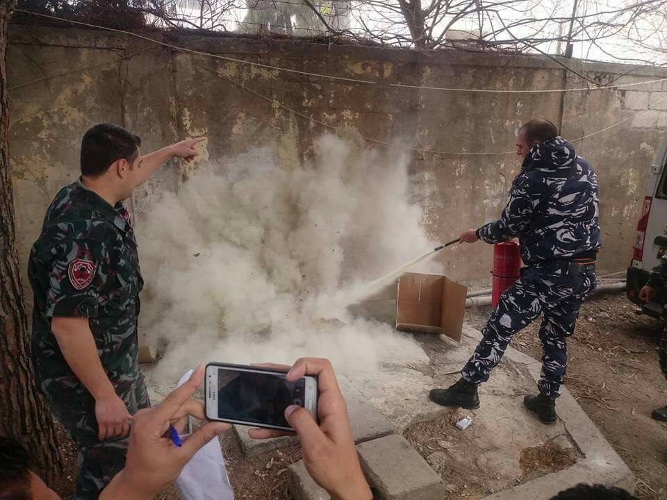دورة تدريبية لعناصر الأمن الداخلي في سجن القبة