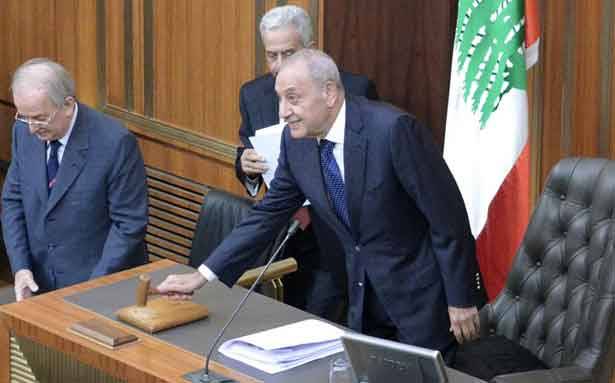 رافضو الضرائب على المصارف والشركات الكبرى يصرون على تطيير السلسلة