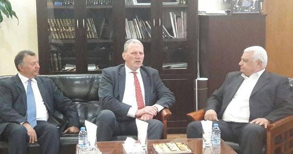أحمد قمر الدين التقى السفير الهولندي ووفد برنامج مكافحة المخدرات