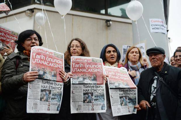 جواسيس اردوغان في اوروبا.. يئمّون المساجد لإرسال الوثائق!
