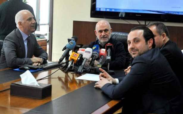 جال في الضاحية واطلع على احتياجات المنطقة
فنيانوس : لتأليف لجنة من البلديات
و«الأشغال» تعمل على تنفيذ المطالب