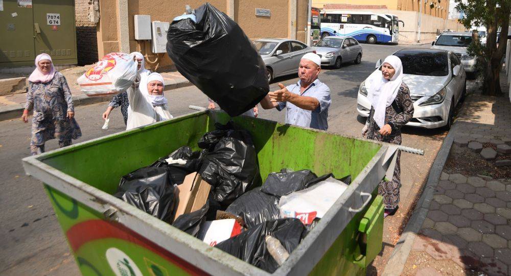 السلطات البحرينية تقرر مراقبة حاويات القمامة الكترونياً