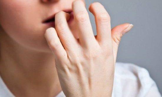 خطوات بسيطة للتخلص من عادة قضم الأظافر
