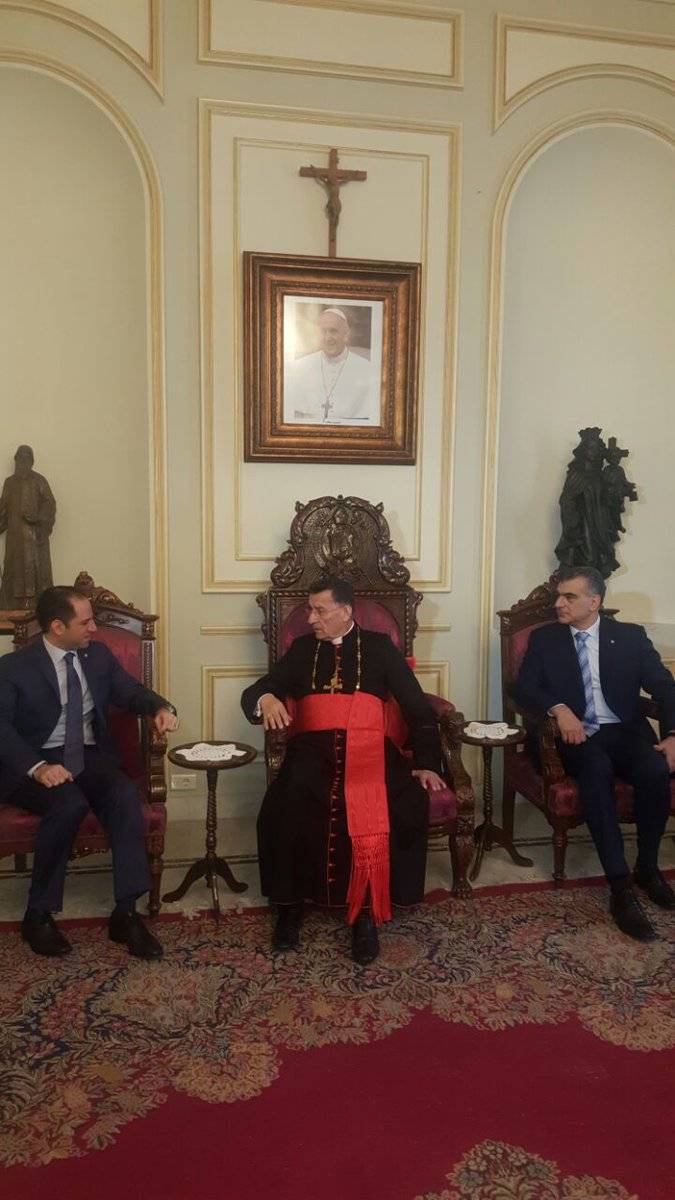 الجميل:أكدنا للراعي التزامنا ما اتفق عليه في اجتماع بكركي الموسع والسير بالنسبية على أساس ال15 دائرة واقترحنا تفعيل هذا القانون والسير به