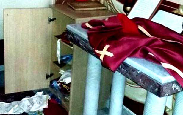 توقيف 3 أشخاص أثناء مُحاولتهم سرقة كنيسة في حلبا