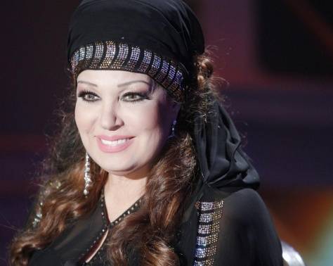 بالفيديو- فيفي عبدو تؤمن بمليون دولار على هذا الجزء من جسمها... إكتشفوا ما هو؟