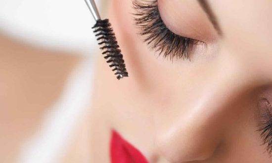 افضل خلطات تكثيف رموش العين