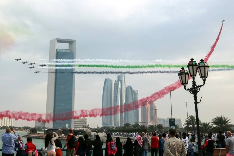 دمج مصرفين في الإمارات