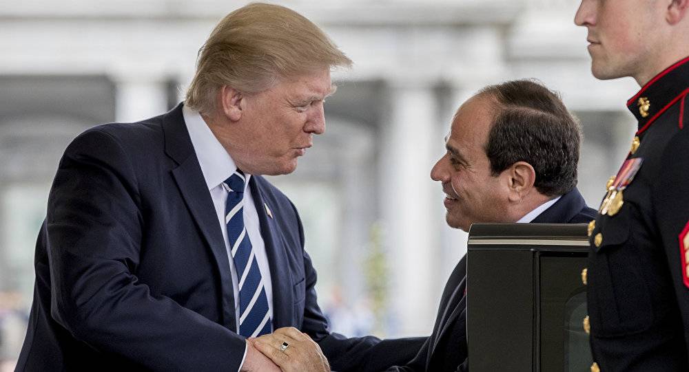 ترامب والسيسي اتفقا على "مواصلة تنسيق الجهود لمكافحة الإرهاب"