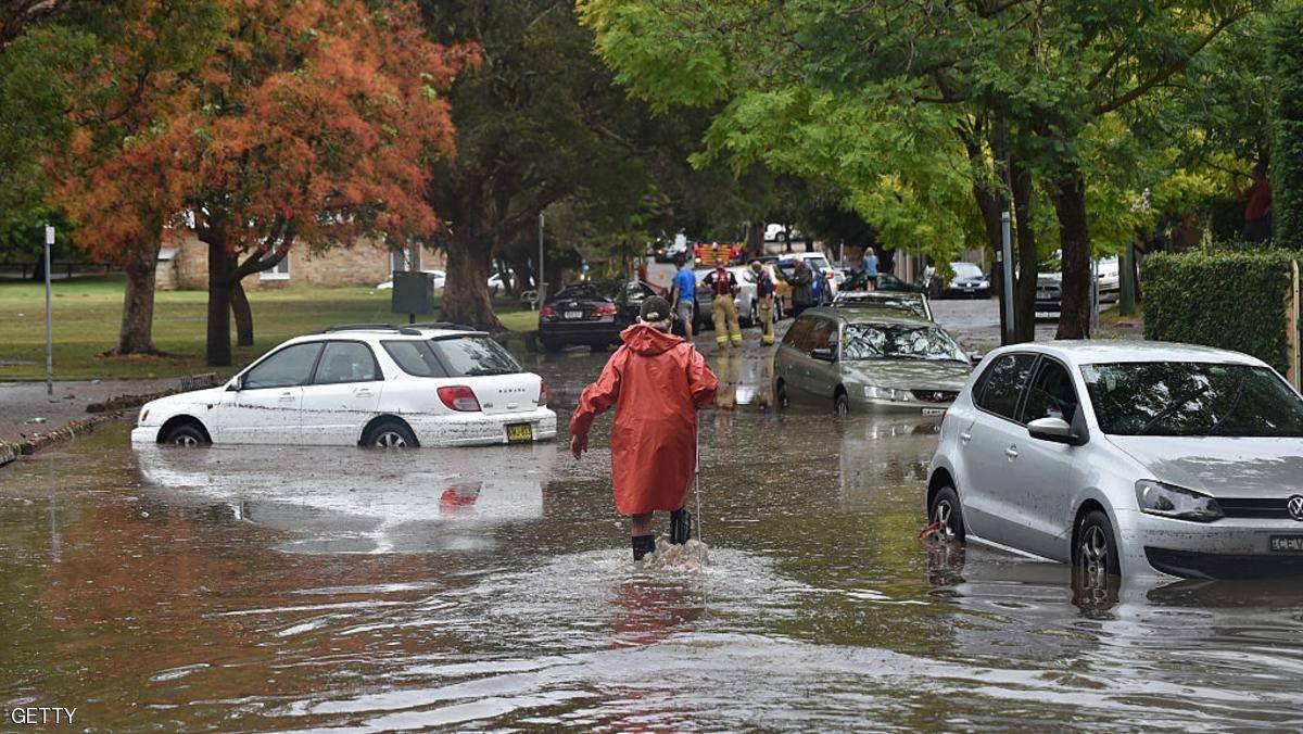 إعصار ديبي يوقع 8 قتلى في أستراليا