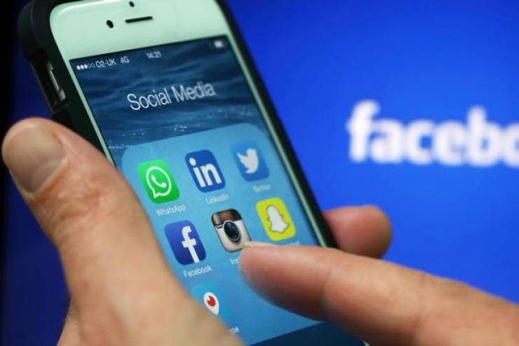 لمعرفة من 'يتجسس' على حسابك عبر فيس بوك..اتبع هذه الطريقة