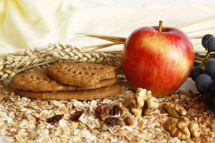 الألياف الغذائية تقلل خطر سرطان الثدي‬