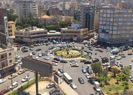 بلدية طرابلس أطلقت حملة لإزالة صور السياسيين من شوارع وأحياء المدينة