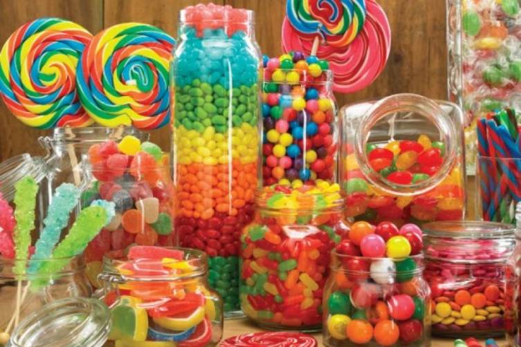 4 طرق ناجحة لكبح اشتهاء السكريات والحلوى