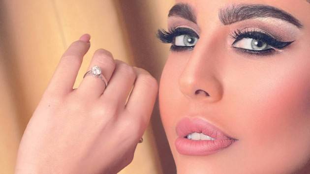 بالفيديو: بعد التصريحات عن علاقتها الجنسية.. ليلى اسكندر تنتفض مع صديقها