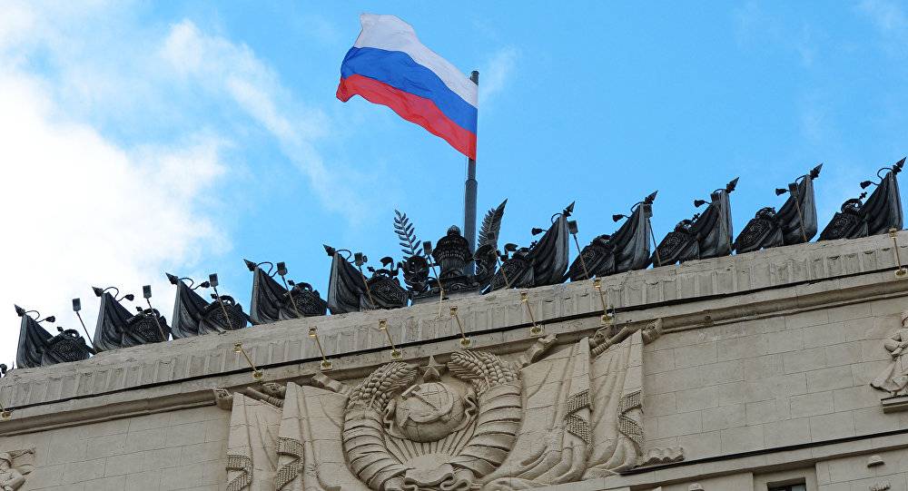 الدفاع الروسية أبلغت البنتاغون بوقف عمل قنوات "الخط الساخن" للاتصال