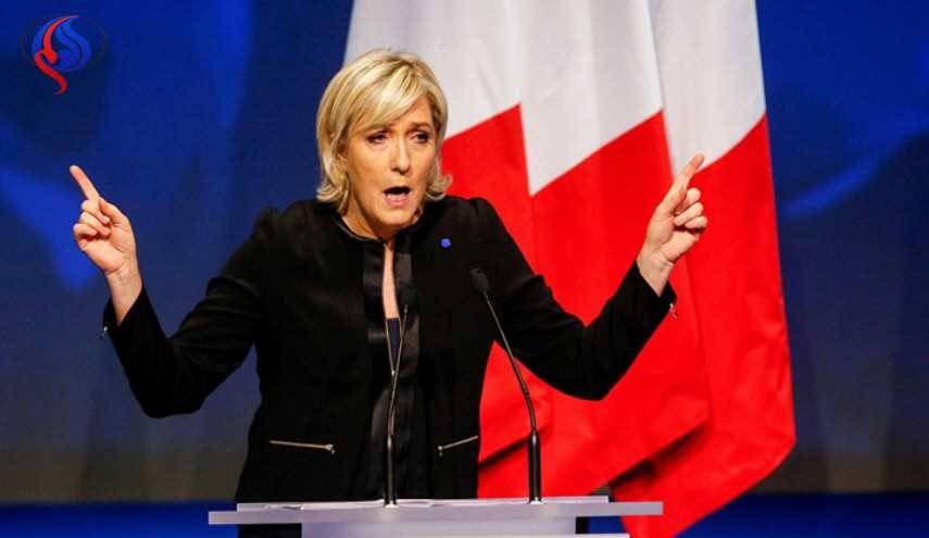 لوبان ستمنع المسلمين من الصلاة بشوارع فرنسا !