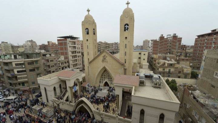 إعلان حالة الطوارئ لثلاثة أشهر في مصر إثر الاعتداء على الكنيستين
