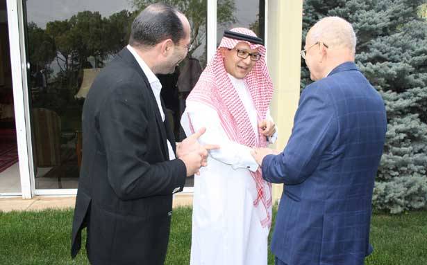 تباحث والبخاري في حاجات المنطقة
مراد دعا الى تبنّي مشروع قانون الانتخاب الذي تقدمت به حكومة ميقاتي