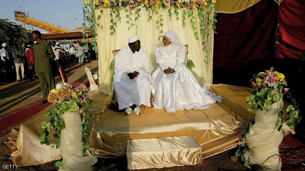 هيئة علماء السودان تدعو إلى تعدد الزوجات