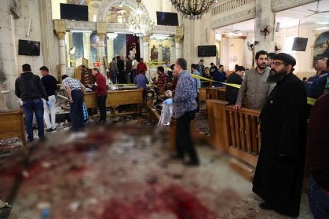 بالفيديو: للمرة الأولى مصاب يكشف تفاصيل التفجيرين في مصر!!