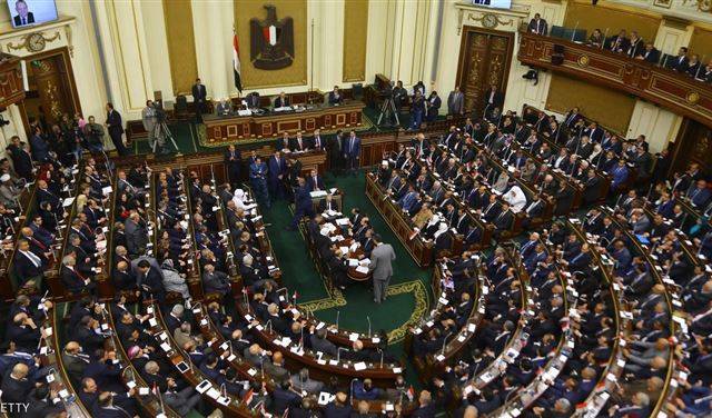 البرلمان المصري يوافق على تعديلات قانون التظاهر
