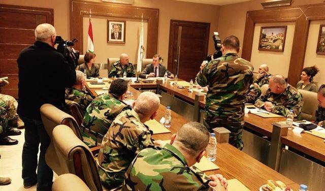 قائد الجيش عرض التعاون مع ريتشارد وشورتر