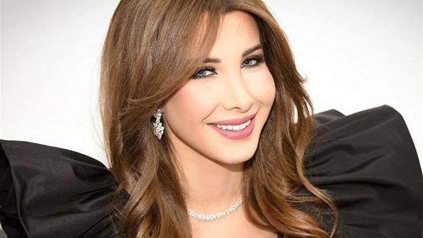 بالصور.. سياسيّون وفنّانون واعلاميّون في أجواء عائليّة "مباركة"!