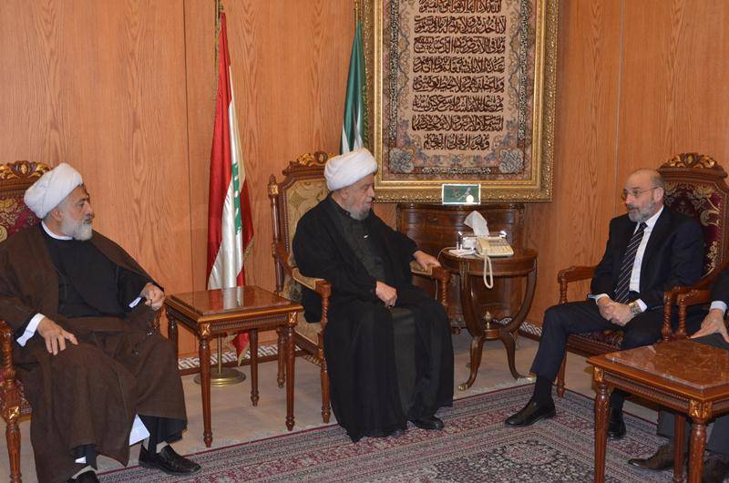 قبلان التقى وزير الدفاع ووفودا مهنئة