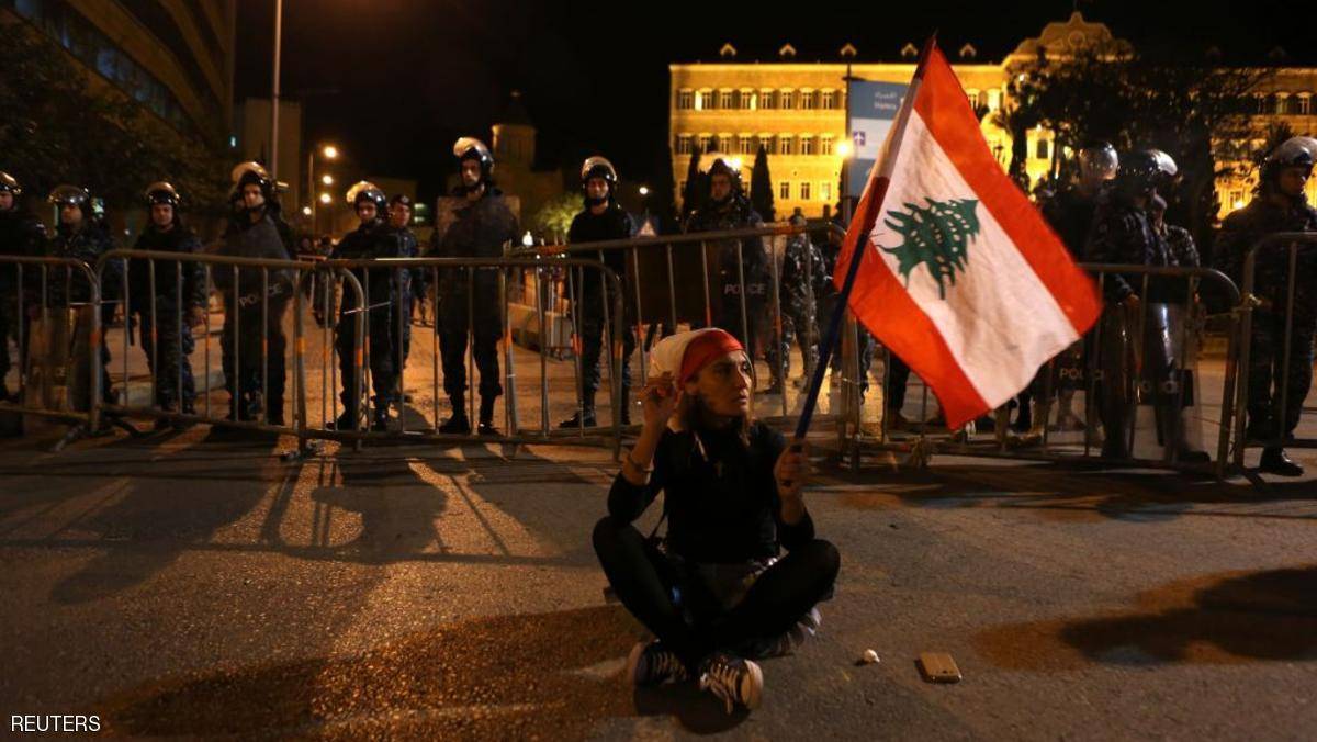 عون يتوجه للبنانيين.. وأزمة جديدة تلوح في الأفق