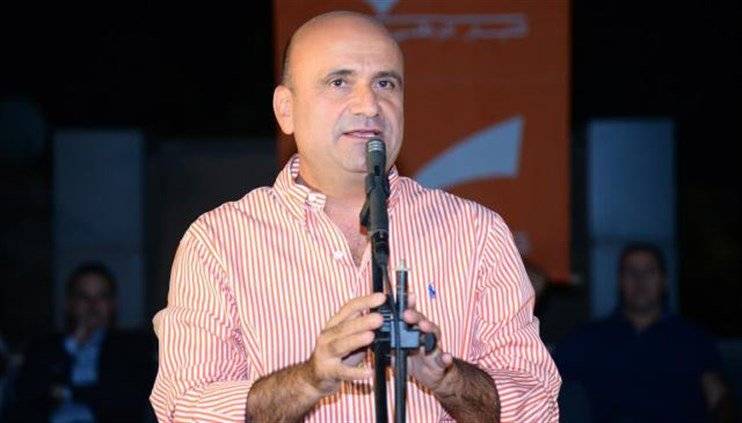 أبي رميا: "التيار الى الأرض، عودة الى الجذور"