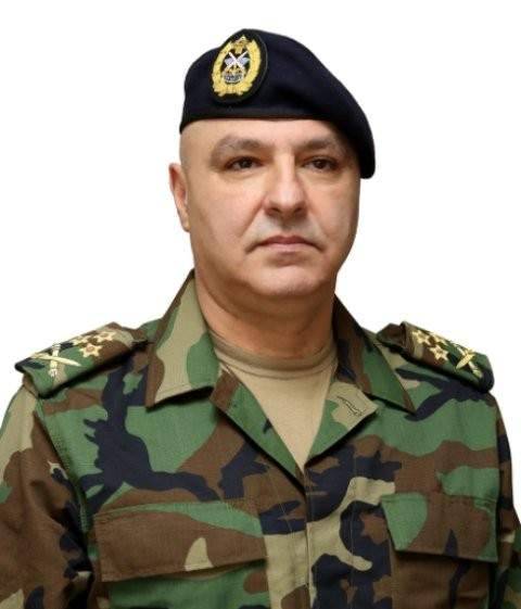 قائد الجيش تفقد الوحدات العسكرية في منطقة صيدا ومحيط مخيم عين الحلوة
